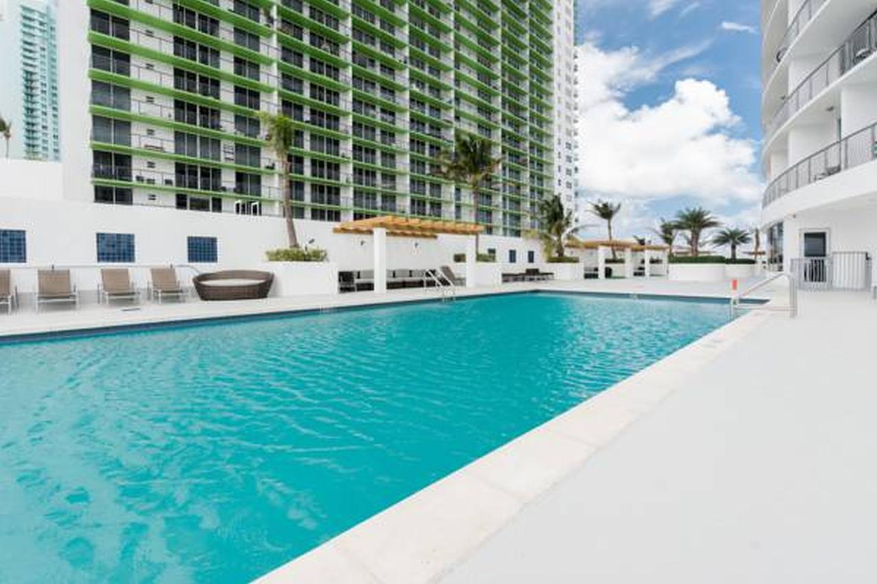 Opera Tower Apartment Miami Luaran gambar